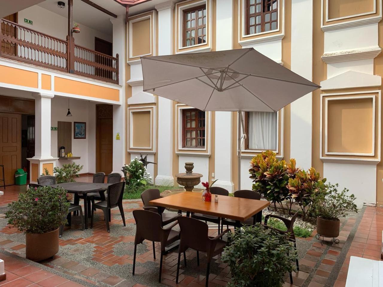Hostal Boutique Del Regidor บูกา ภายนอก รูปภาพ