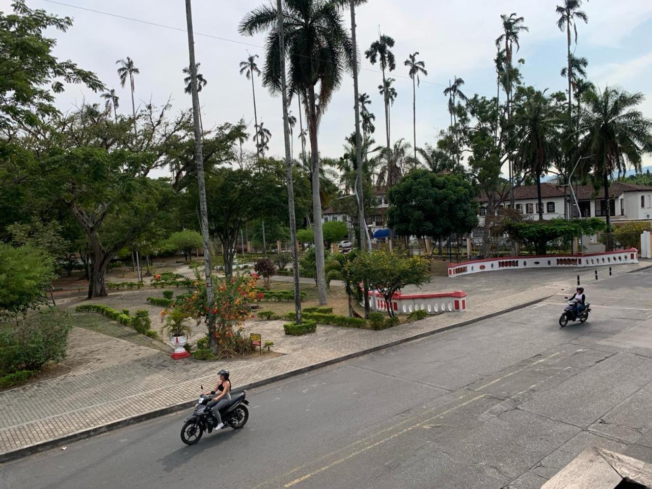 Hostal Boutique Del Regidor บูกา ภายนอก รูปภาพ